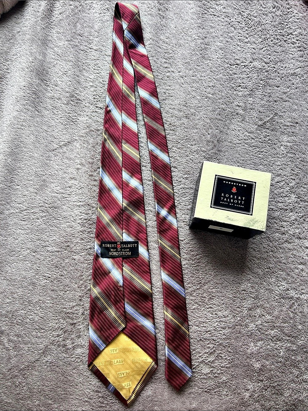 Men tie